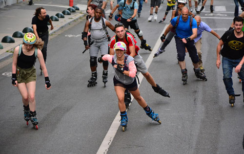 play-up-afterwork-village-roller-bike-parade